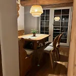Apartment Zum Kuahstall